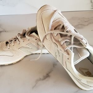 New Balance 696 Sneakers Women's Size 9